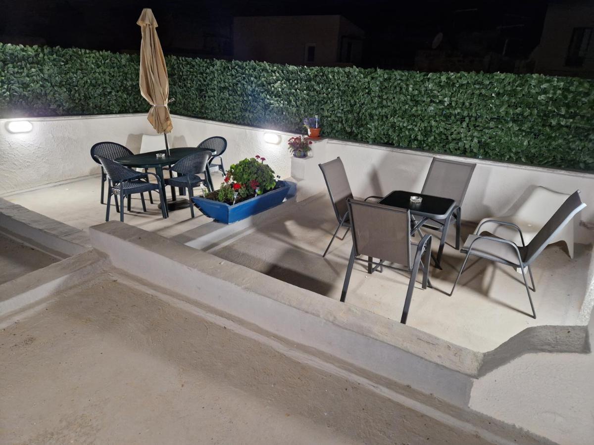 Casette Di Alex Con Terrazza Trapani Exterior foto